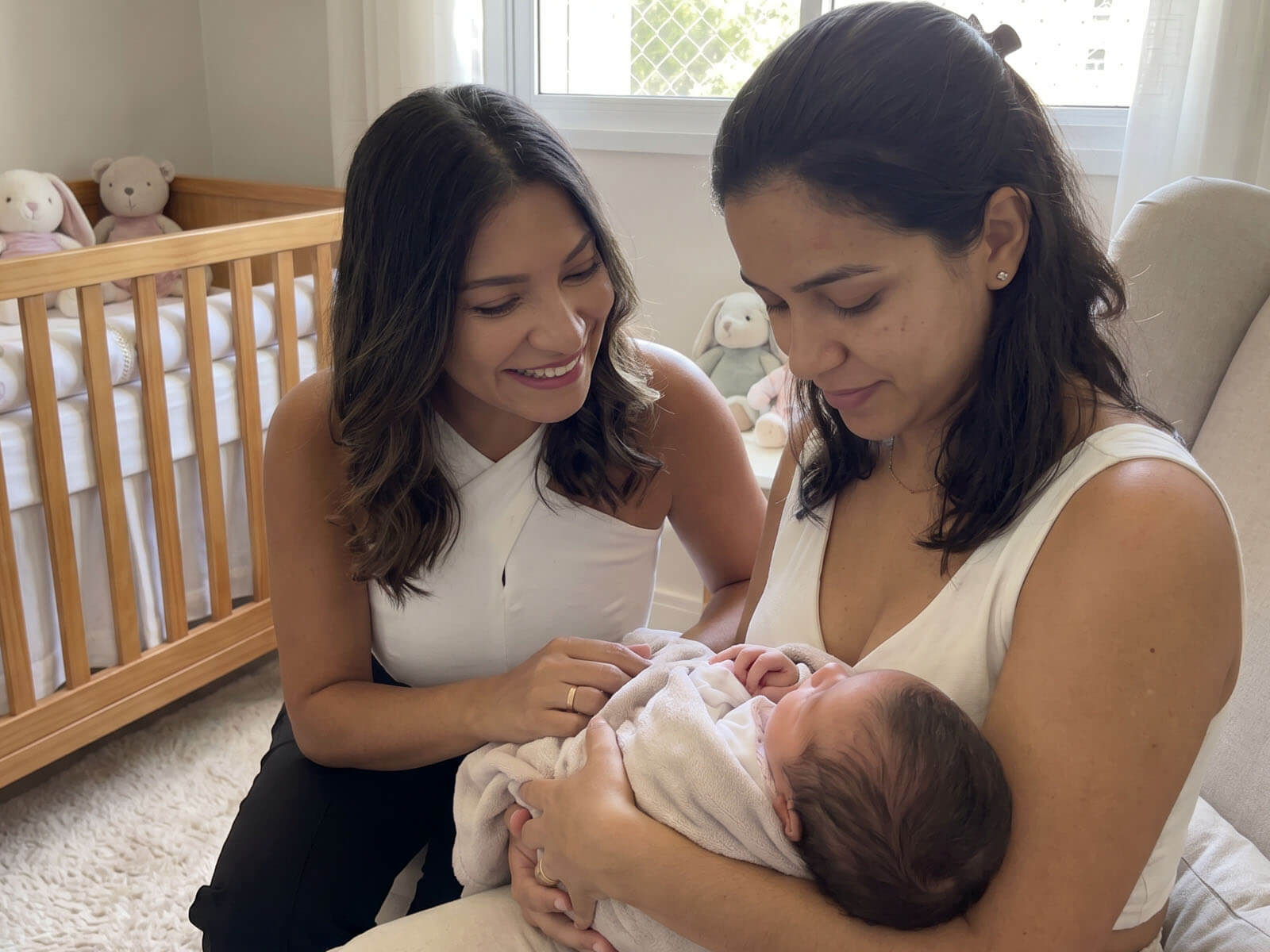 Mãe amamentando seu bebê